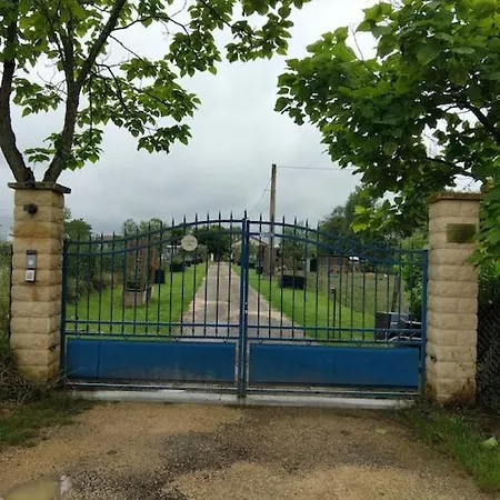 Belle Quercynoise Piscine Jacuzzi Partages * Septfonds