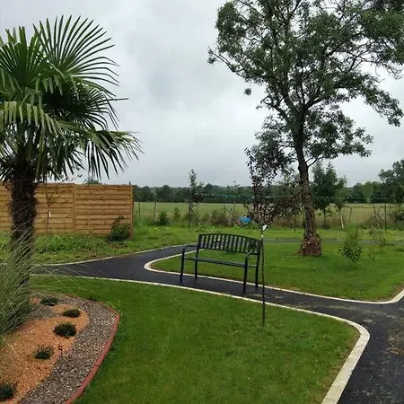 Belle Quercynoise Piscine Jacuzzi Partages Vakantiehuis Septfonds