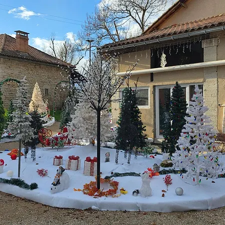 Belle Quercynoise Piscine Jacuzzi Partages Vakantiehuis