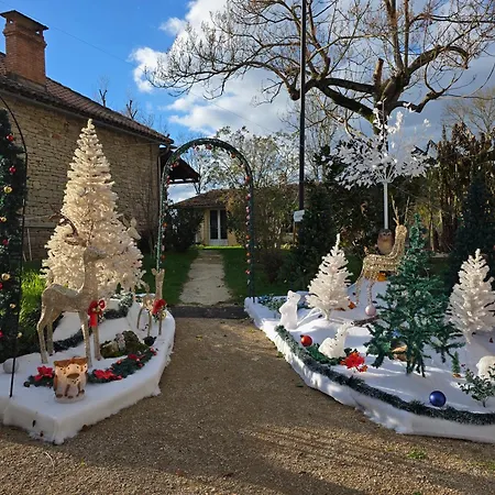 Ferienhaus Belle Quercynoise Hammam Et Jaccuzi Privatifs *