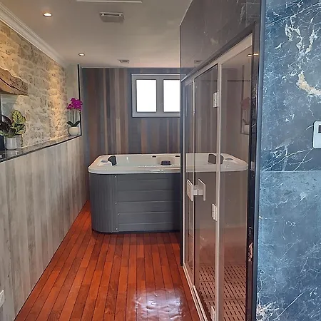 Belle Quercynoise Hammam Et Jaccuzi Privatifs