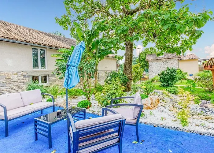 Belle Quercynoise Piscine Jacuzzi Partagés * Septfonds