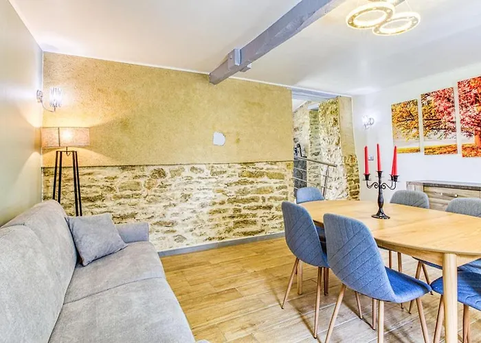 Сasa de vacaciones Belle Quercynoise Piscine Jacuzzi Partagés *