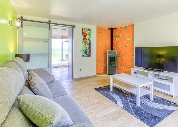 Belle Quercynoise Piscine Jacuzzi Partagés Septfonds