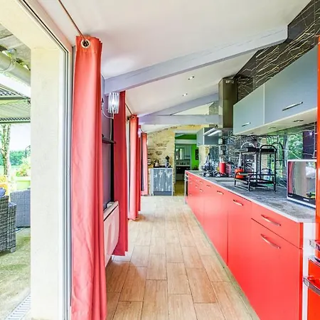 Belle Quercynoise Piscine Jacuzzi Partages בית נופש Septfonds