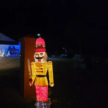 Belle Quercynoise Piscine Jacuzzi Partages Septfonds