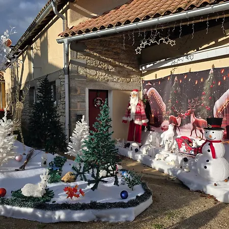 Belle Quercynoise Piscine Jacuzzi Partages בית נופש *