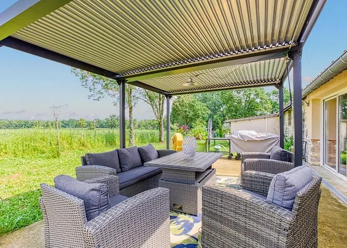 Belle Quercynoise Piscine Jacuzzi Partages * Septfonds