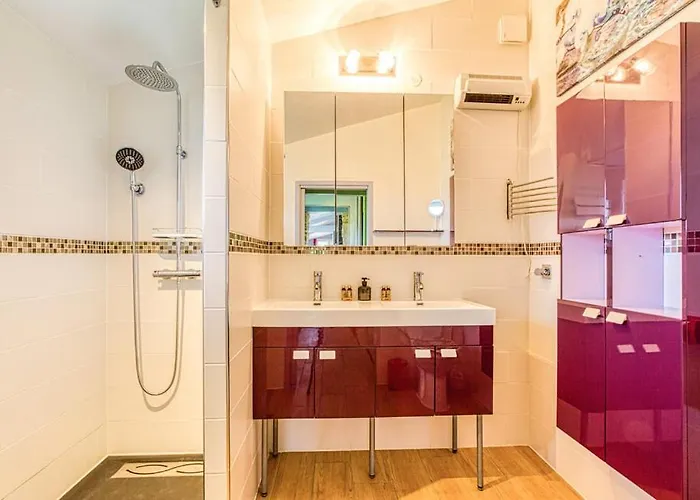 Ferienhaus Belle Quercynoise Piscine Jacuzzi Partages