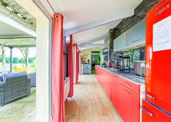 Belle Quercynoise Piscine Jacuzzi Partages Ferienhaus Septfonds