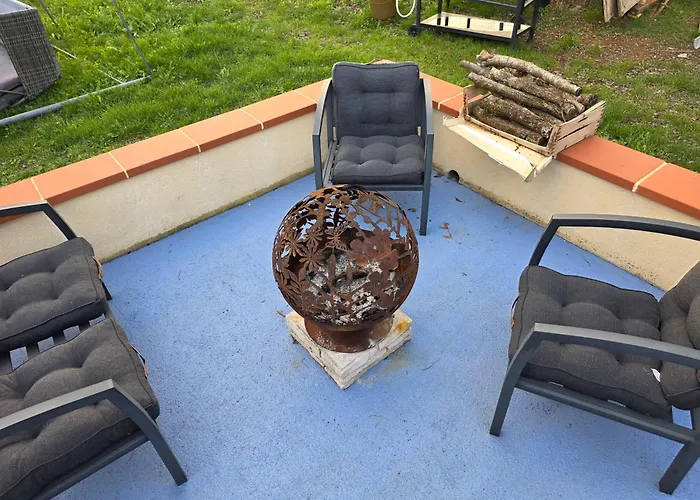 Belle Quercynoise Piscine Jacuzzi Partages Ferienhaus Septfonds